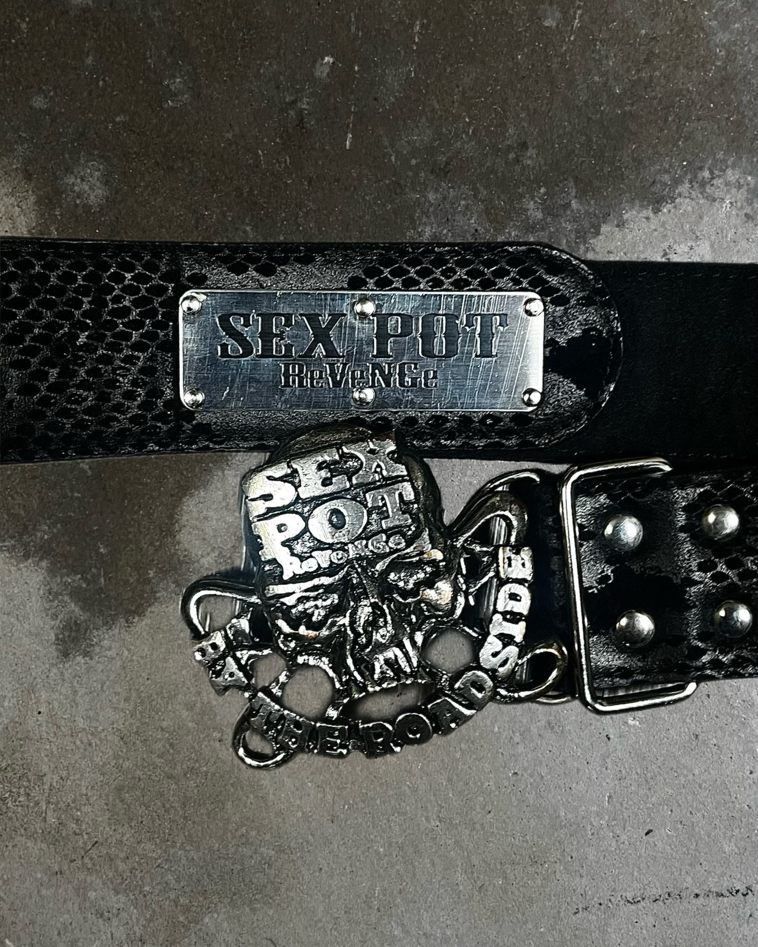 小物 SEX POT ReVeNGe skull studded belt Y2K Sex Pot Revenge Skull Belt – FOULMANNERED
