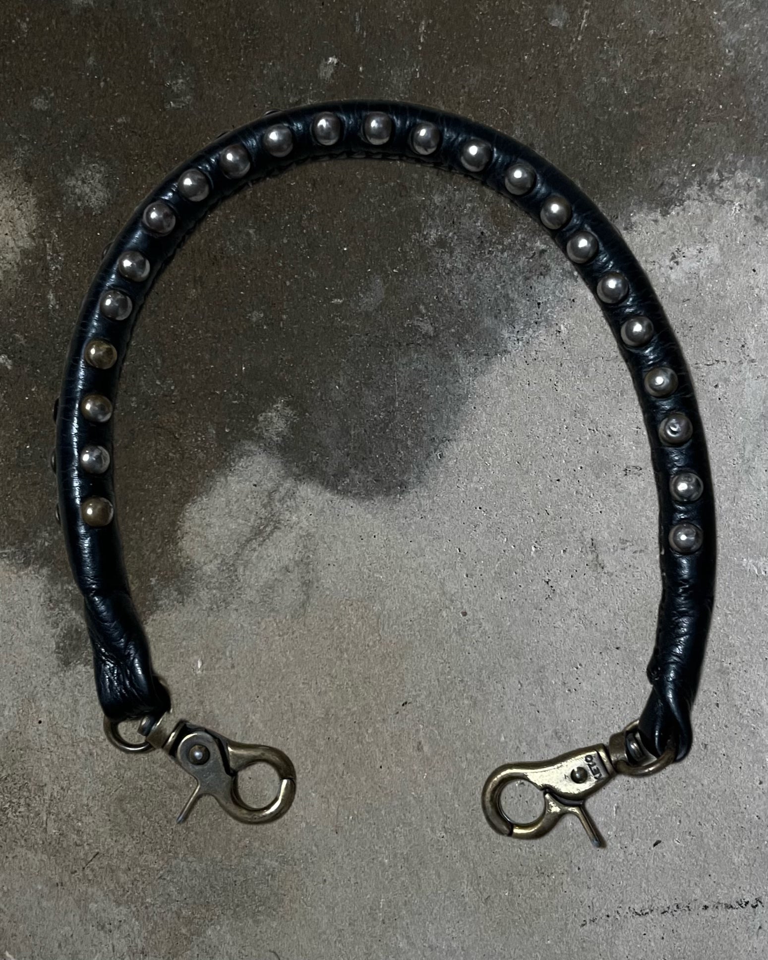 Keto Wide Studded Wallet Chain