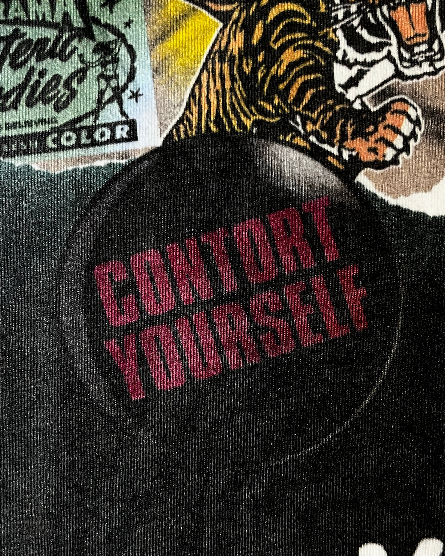 Hysteric Glamour "Shout It!" Air Brush Tee