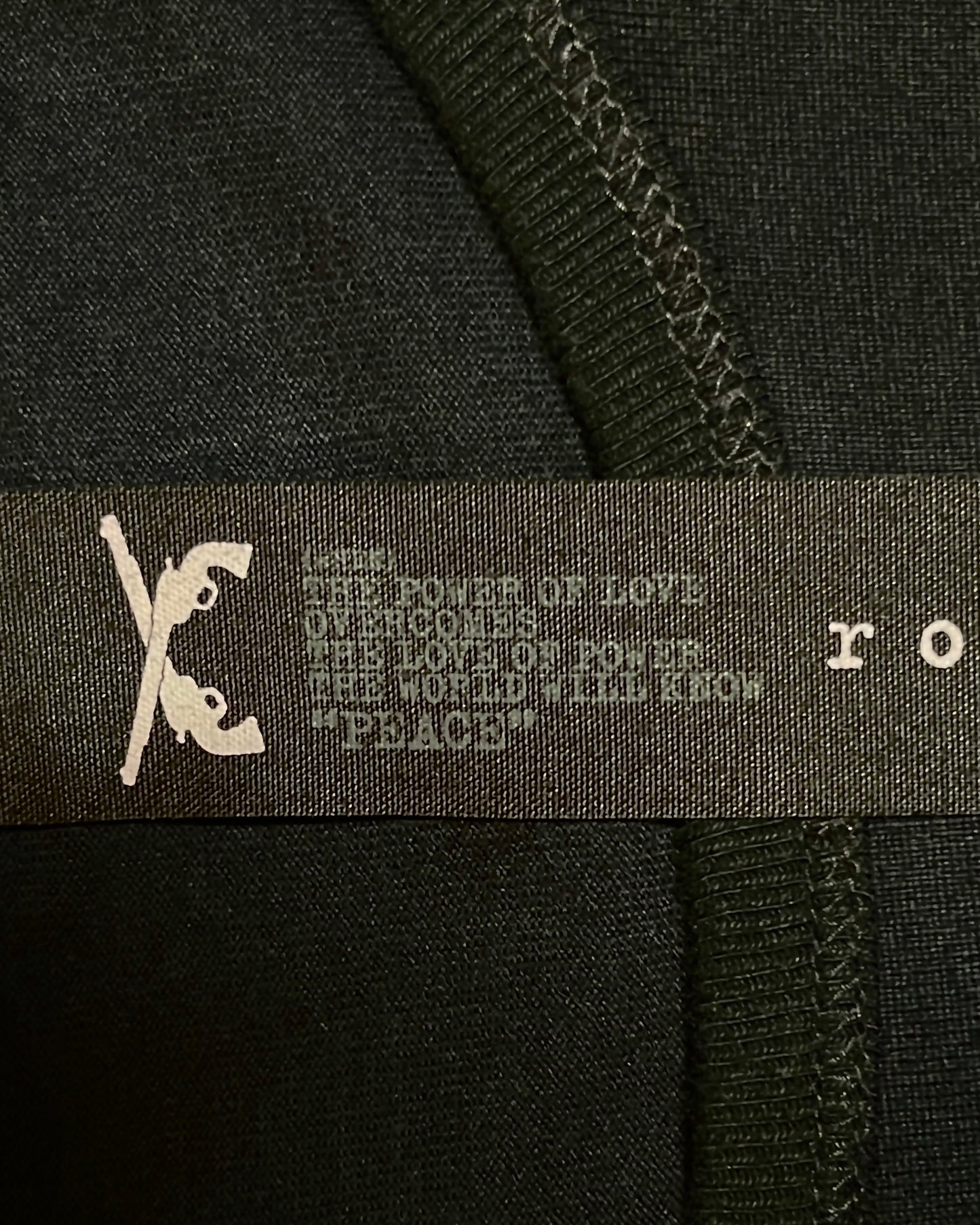 ROAR Double Studded Pistol Longsleeve