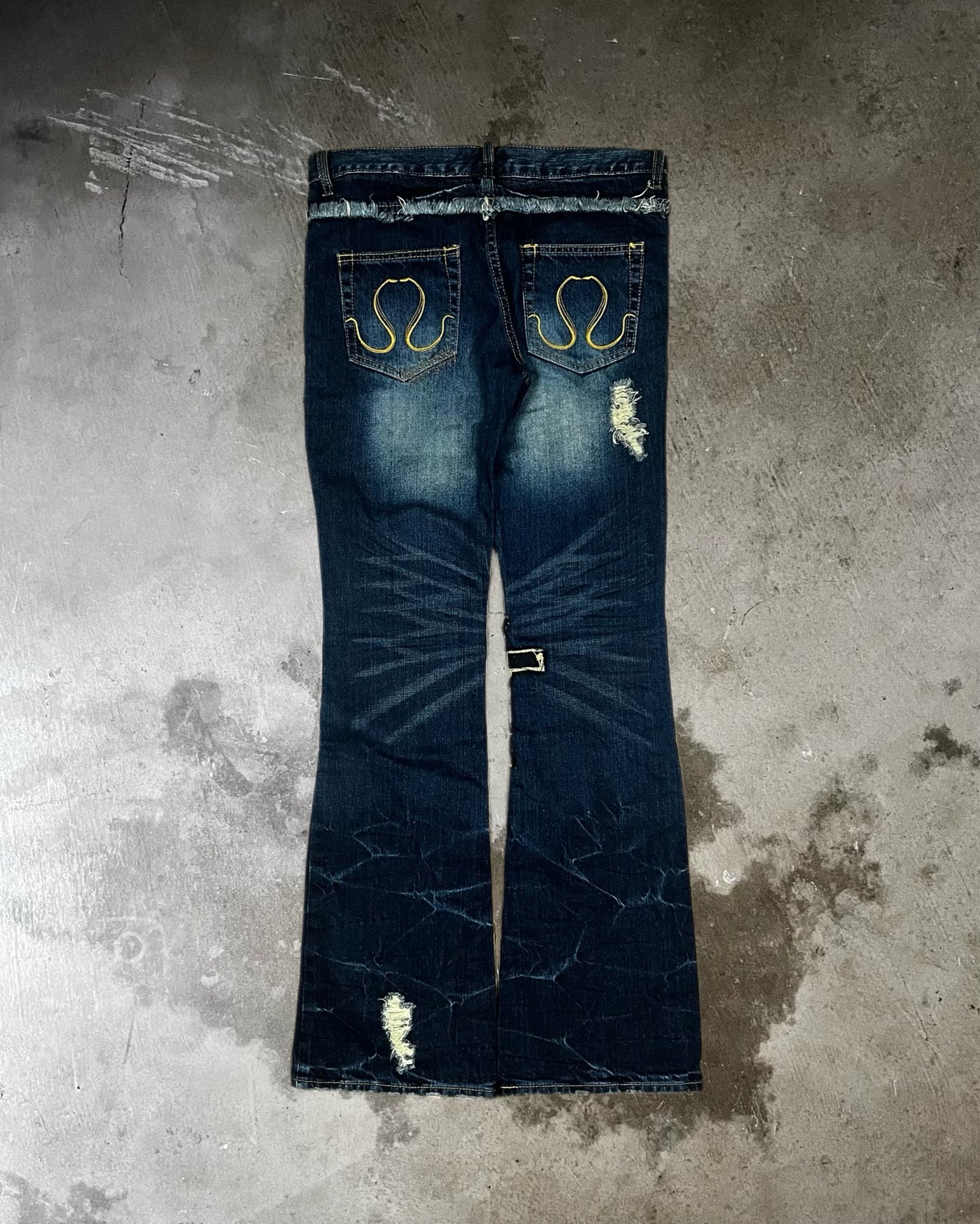 Civarize Slim-Flared Cross Patch Denim