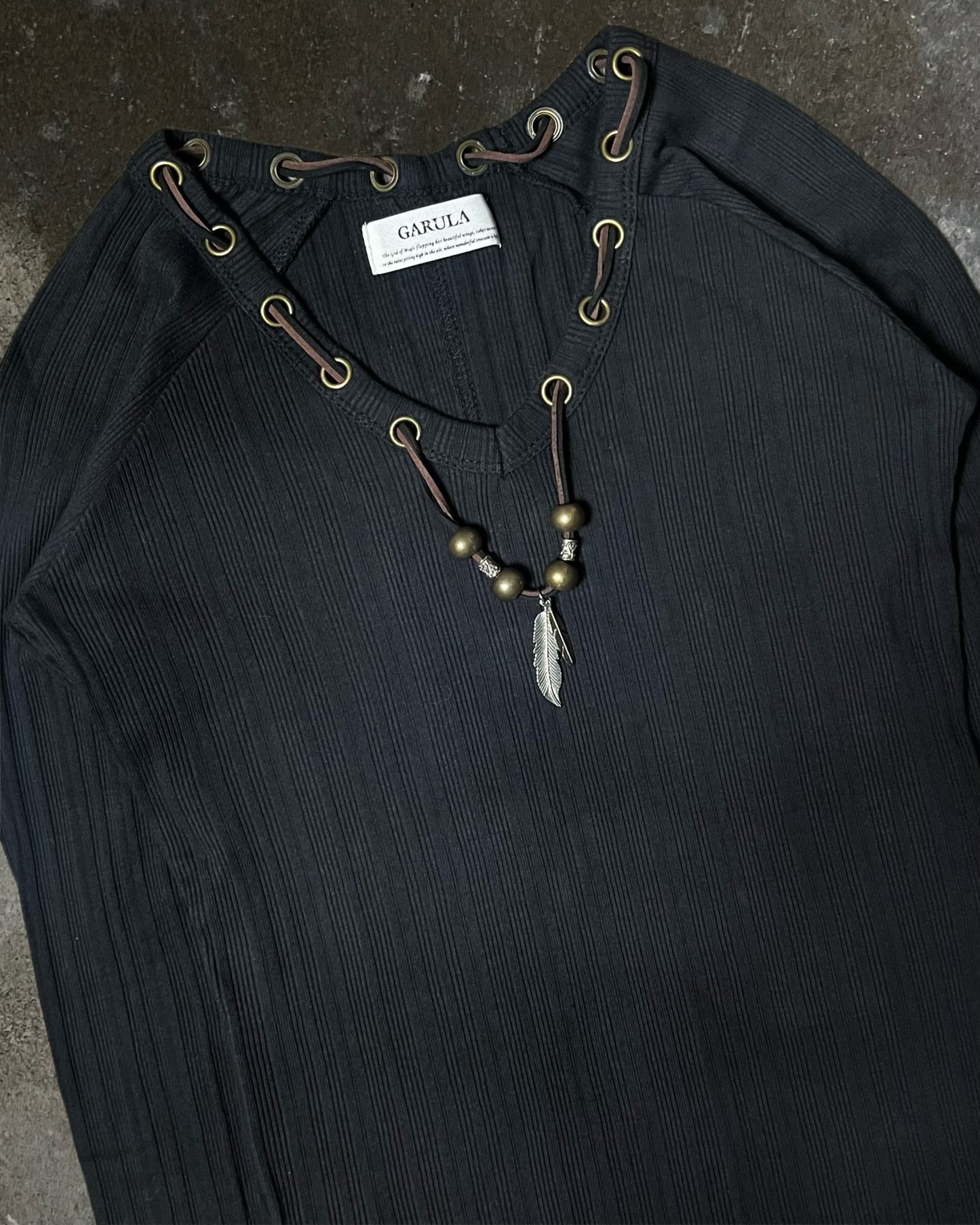 Garula Necklace Longsleeve