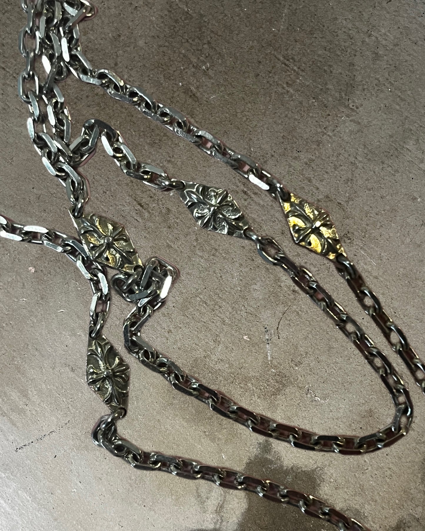 Tornado Mart Sacred Heart Silver Necklace