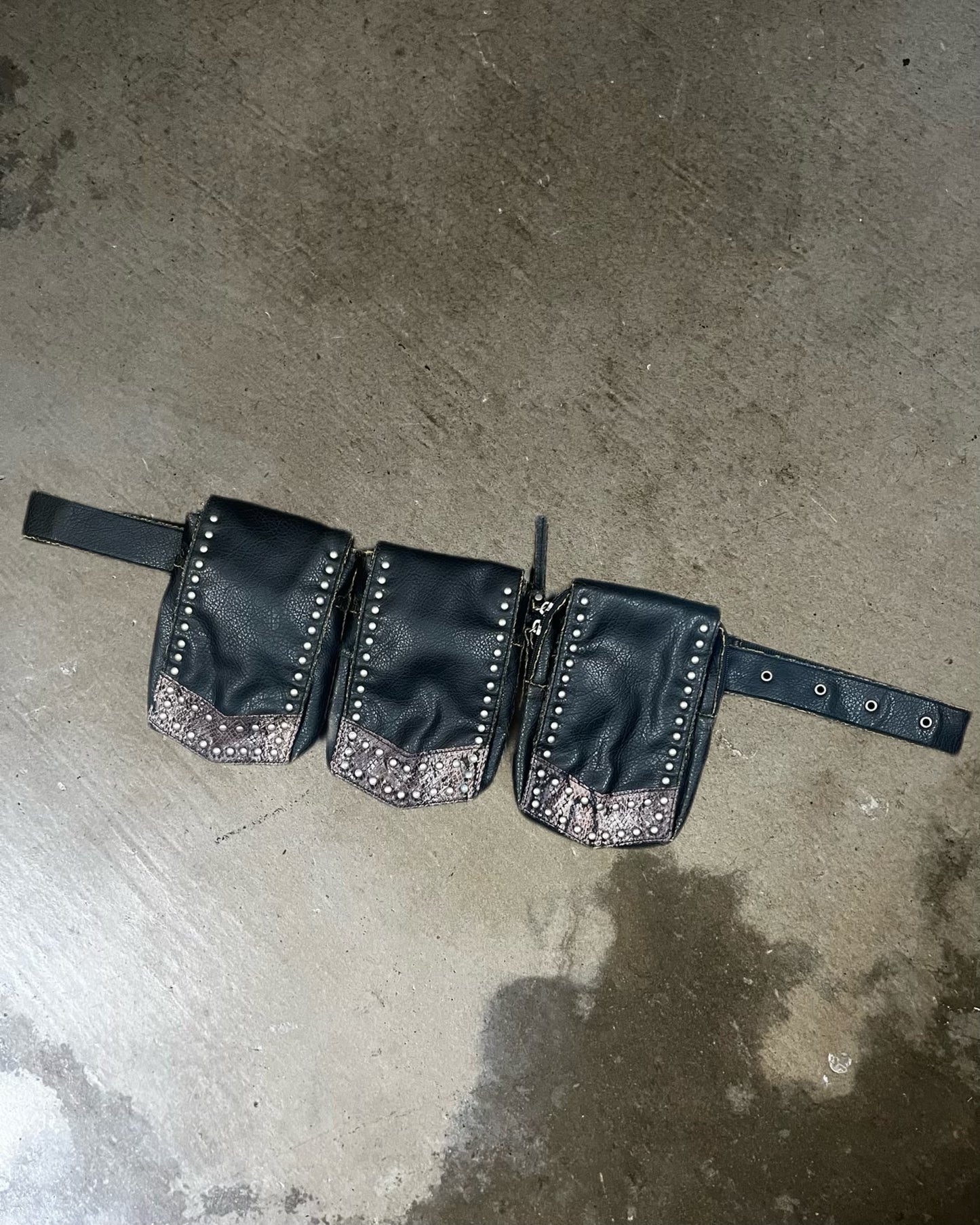 Tornado Mart Leather Pouch Belt