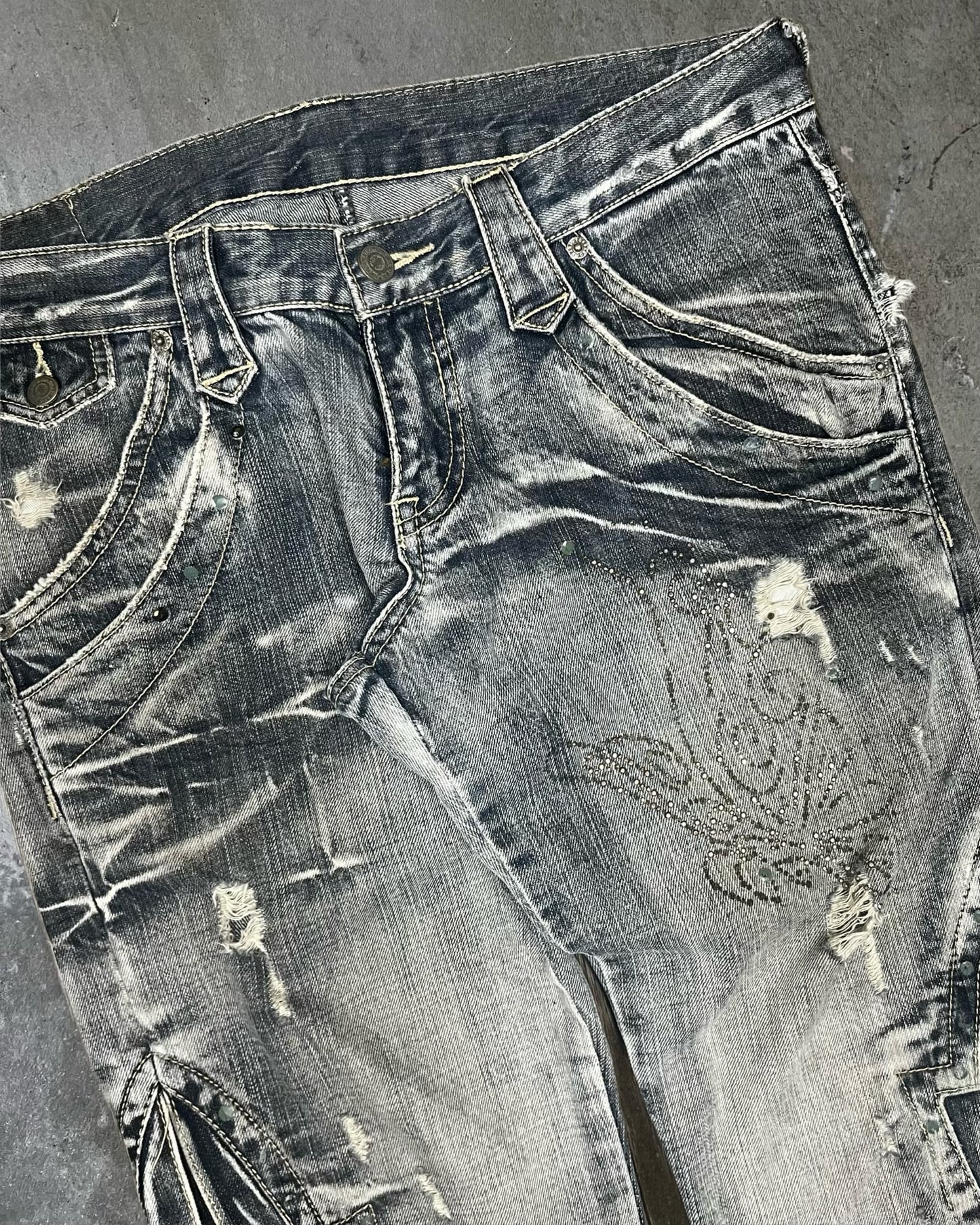 Tornado Mart Lace-Up Flared Jeans