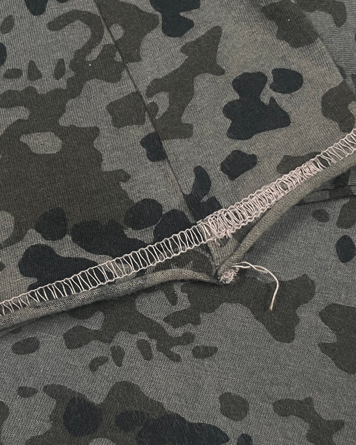 LGB Star Camo Flared-Sleeve Longsleeve