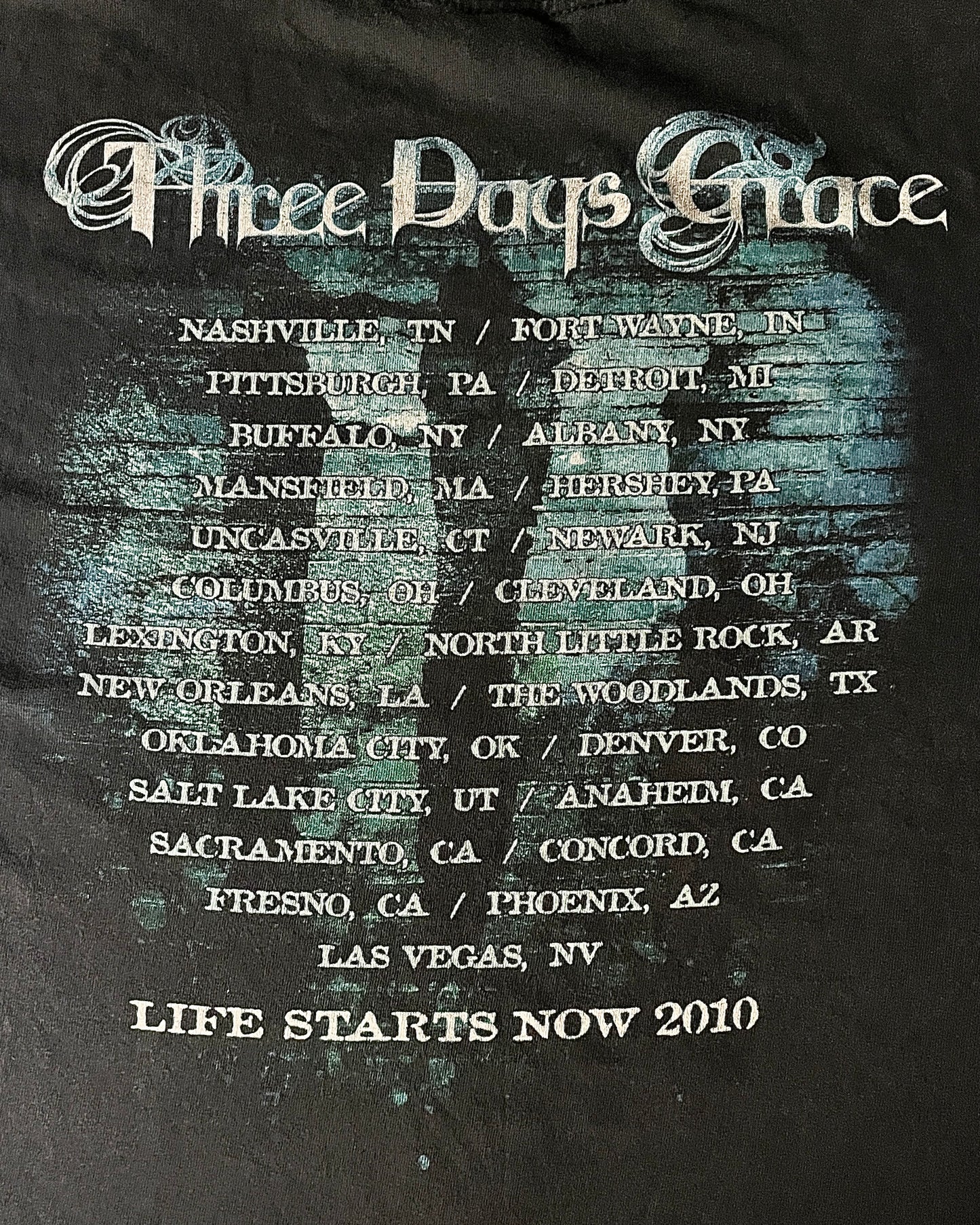2000's Three Days Grace "Life Starts Now" Tee